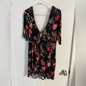 Torrid - Floral Tunic - Size 2 (18/20)